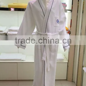 Hot Sale Waffle Bath Robe for Hotel With Embroidery Logo thumbnail-1