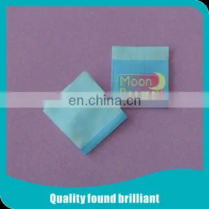 Customized Brand Gradually Changing Color Woven Label thumbnail-1
