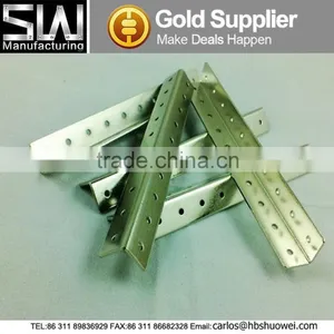 Dipped Galvanized Punched Equal Steel Angle for Light Steel thumbnail-1