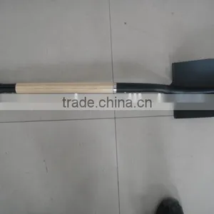 Pointed Shovel With Wooden Handle thumbnail-1