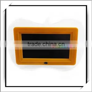 7 Inch Wide Screen Wholesale China Digital Photo Frame thumbnail-2