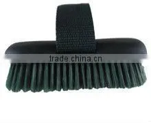 Plastic Horse Brush thumbnail-1
