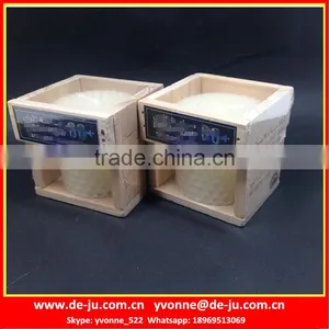 White Bee Wax Gift Small Wooden Box Candle thumbnail-1