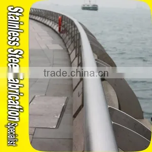 Outdoor Floor Mounting Stainless Steel Highway Aluminum Guardrail thumbnail-2