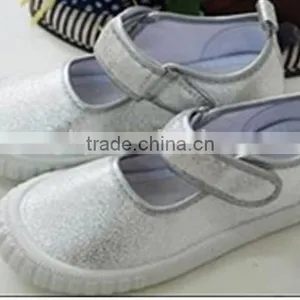 Comfortable and Fashion Children Sports Shoes thumbnail-1