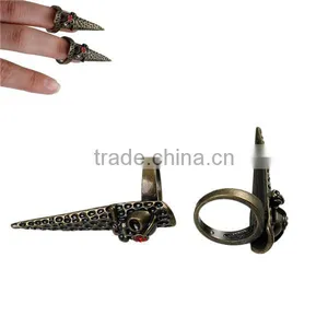 New Fashion Punk Unadjustable Fingertip Knuckle Nail Rings Antique Bronze Halloween Skull Carved Red Rhinestone 14.7mm thumbnail-3
