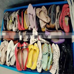 Cheap Wholesale Used Shoes in China/second Hand Clothes in Bales for Uganda thumbnail-5