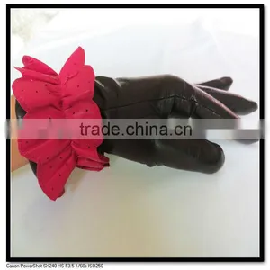 New Lady Sheepskin Fashion Gloves Five to Finger in China thumbnail-1