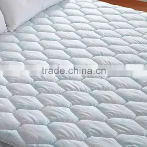 Waterproof Quilted Soft Felt Anti-slip Washable Microfiber Mattress Pad thumbnail-4