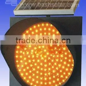 Solar Traffic Light thumbnail-1