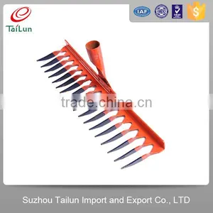 18T Steel Garden Rake With Twisted Teeth thumbnail-1