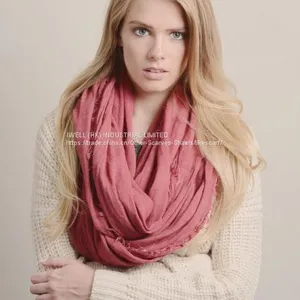 Soft Solid Color Cable Circle Infinity Loop Scarf Wholesale thumbnail-3