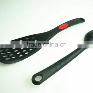 33053 Nylon Kitchen Tturner and Spoon thumbnail-5
