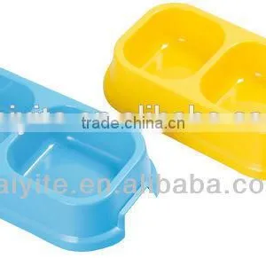 Plastic Pet Bowl thumbnail-1