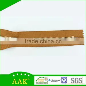 Metal Zipper Manufacturer 4#light Gold Close End With 4YG Slider thumbnail-1