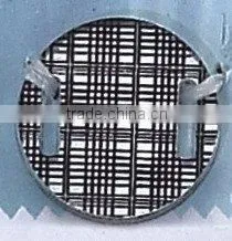 Imitation Mirror Button With Lines in Rearview thumbnail-1