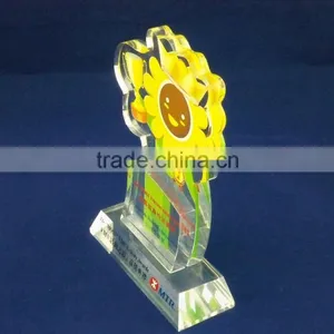 Flower Shape Achievement Awards Acrylic Trophy thumbnail-2