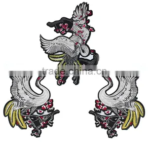 Excellent Quality Factory Direct Sell Animal Embroidery Patches Customized Red-crowned Crane Embroidery Patches for Garment thumbnail-2