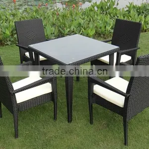 Simple Rattan Dinning Garden Set thumbnail-1