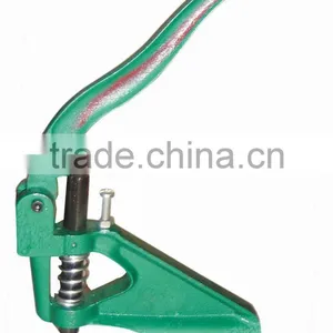 Hand Press Machine Attaching Snaps thumbnail-1