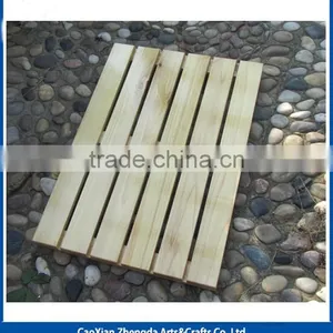 Eco Friendly Natural Curved Bamboo Shower Mat thumbnail-6