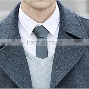 Models Wool Coats for Woman Pictures of Latest Gowns Designs Pattern Faux Fur Coat thumbnail-5