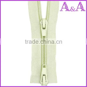 Hot Selling Zipper With Low Price thumbnail-5