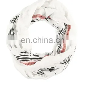 Wholesale Hot Selling Cheap Price White Scarf Palm Striped Tree Print Scarf for Women thumbnail-1