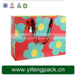 Low Price Popular Glossy Lamination White Colour Elegant Newest Advertising Shopping Paper Bag in Guangdong thumbnail-3