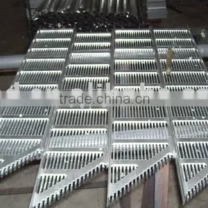 Aluminum Sewer Cover thumbnail-1