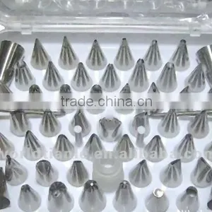 Different Style of Piping Nozzles for Cake Decorating Packed in Plastic Boxes thumbnail-1