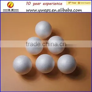 Polyfoam Plastic Play Balls White thumbnail-1
