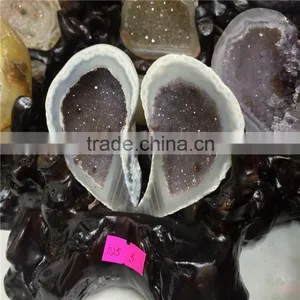 Natural Heart Shaped Two Pieces Agate Crystal Geode Small Sized Ornaments thumbnail-3