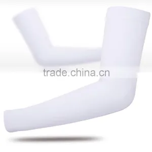 OEM Customized Out Sports Compression Arm Sleeves thumbnail-1