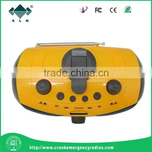 Wonderful Mini Music Speaker Powered by Hand-cranking&USB Port&4 AA Batteries Radio Flashlight for Camping Use thumbnail-3