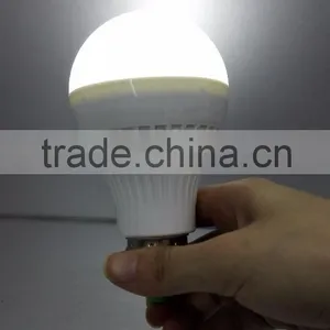 Emergency LED Electric Charging Bulb Light Whit Built- in Battery Make in Foshan thumbnail-2