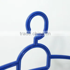 Plastic Expandable Clothes Hanger thumbnail-4