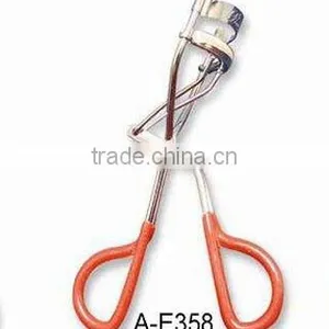 Cosmetic Tool Eyelash Curler thumbnail-1