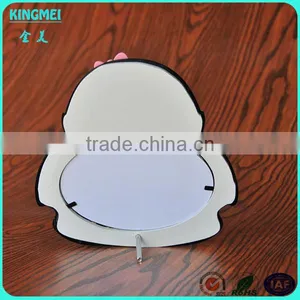 New Design Acrylic Photo Frame Penguin Shape Plastic Photo Frame thumbnail-1
