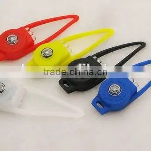 Lichao LC-7008 Colorful 2 Mode 3 LED Bulbs Silicone Strobe Light on Bike thumbnail-1