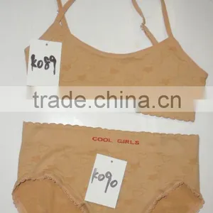 Seamless Girl Underwear Camisole Bra and Panty Set thumbnail-1
