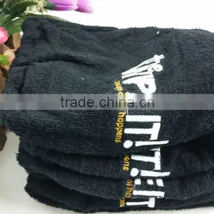 Factory New Design Hot Sale Cheap Clothes Brand Dog Robe Cat Clothes thumbnail-1