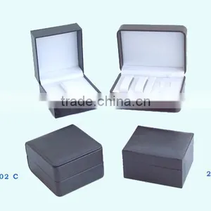 Custom Vintage Leather Jewelry Packaging Box Set thumbnail-4