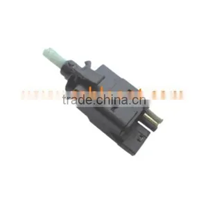 Auto Stop Light Switch for Benz Truck 0005457709/0109,0005458609/9909 thumbnail-1