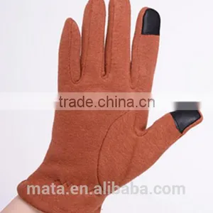 Fashionable Warm Micro Velvet Leather Touch Screen Gloves thumbnail-4