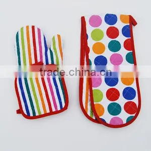 Christmas Promotion Microwave Oven Mitt thumbnail-1