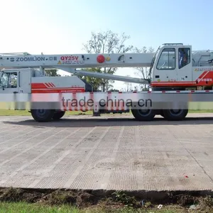 25 Ton Mobile Crane Zoomlion QY25V532 Best Price thumbnail-1