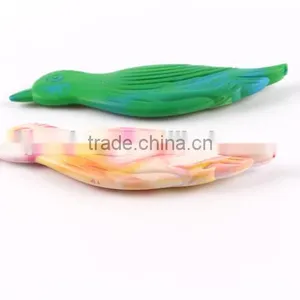 New Design Tie-dyed Bird Shaped 2 Color Crayon, 2 pk Multi-colored Bird Wax Crayon, Novelty Mix Color Bird Shaped Crayon Set thumbnail-4