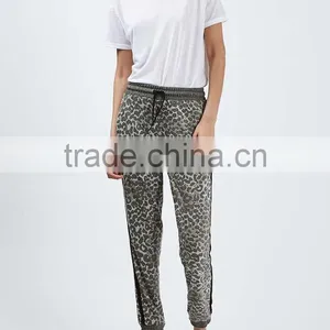 Top Quality Wholesale Custom Design Jogger Pants for Girls thumbnail-1