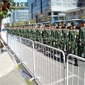 Cheap Heavy Duty Pedestrian Temporary Portable Metal Steel Road Traffic Crowd Control Event thumbnail-5